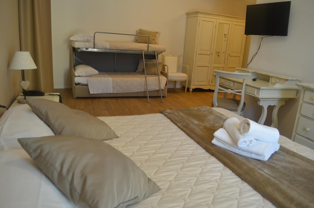 Hotel Rivamia Riva del Garda